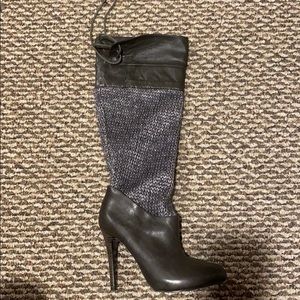 Guess boots